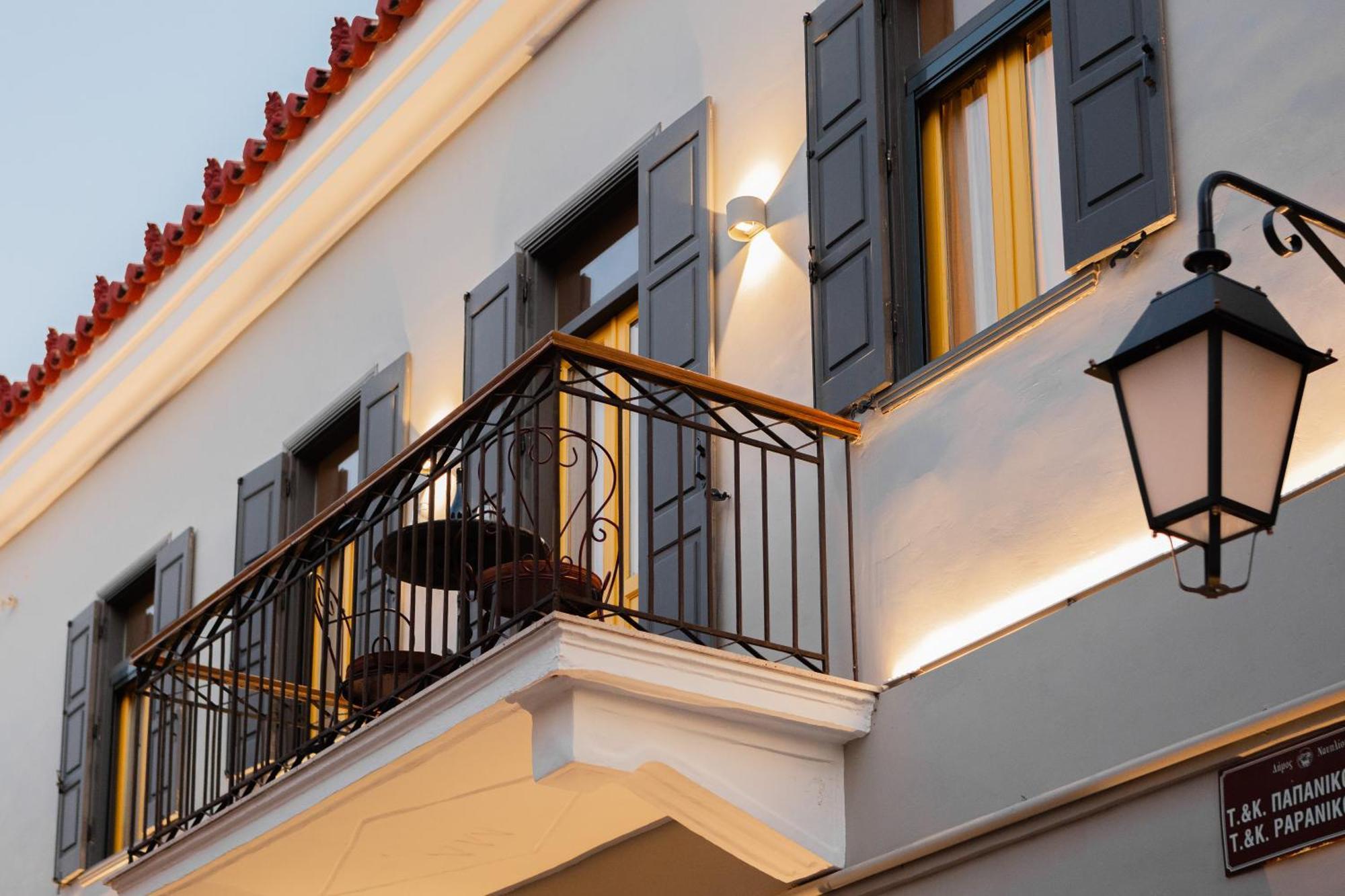 Archo Nafplio Suites & Rooms ภายนอก รูปภาพ