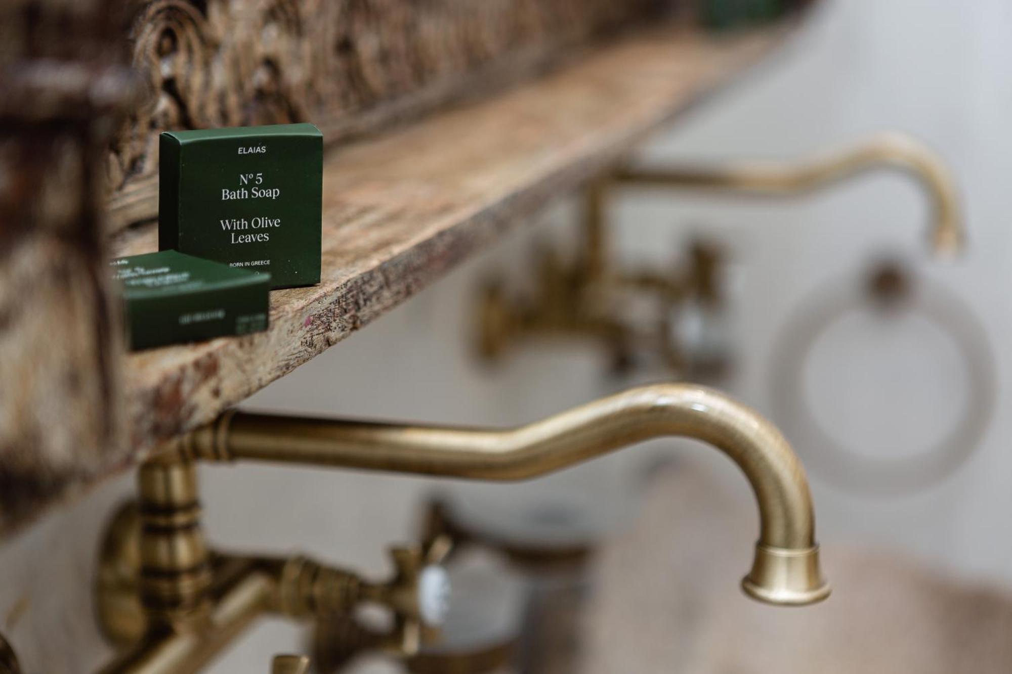 Archo Nafplio Suites & Rooms ภายนอก รูปภาพ