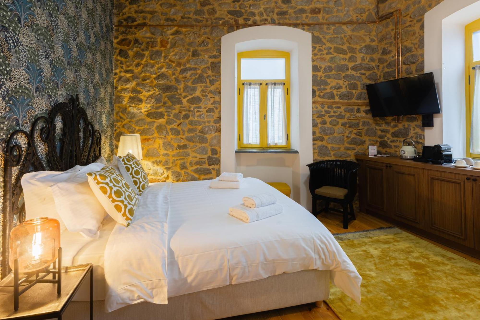 Archo Nafplio Suites & Rooms ภายนอก รูปภาพ